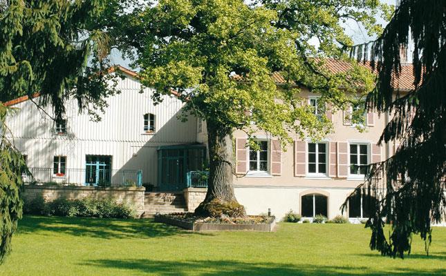 Logis Hotel - Restaurant Le Tulipier Vienne-le-Château Værelse billede